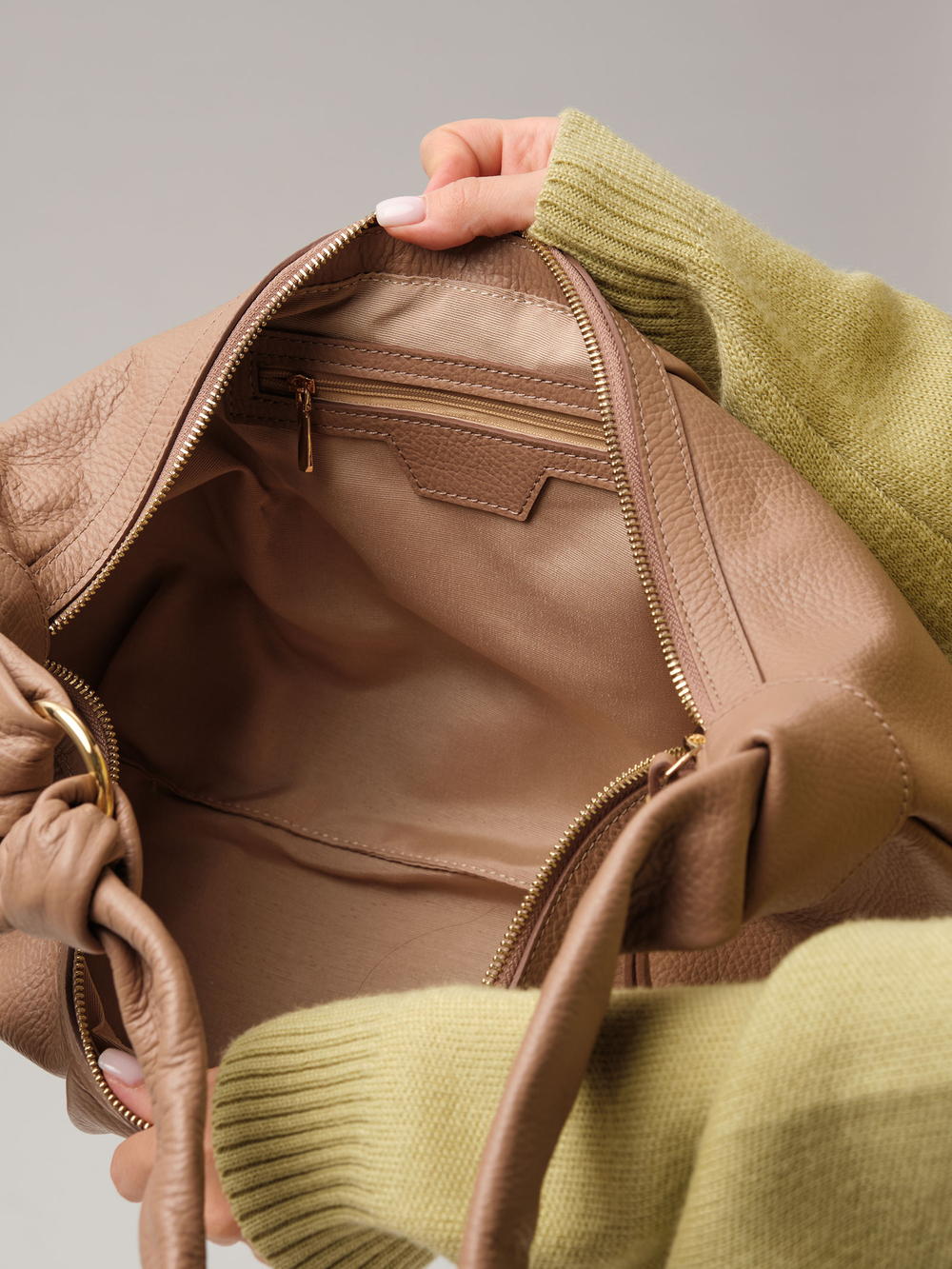 Кожаная сумка Azaro 30846 гоби