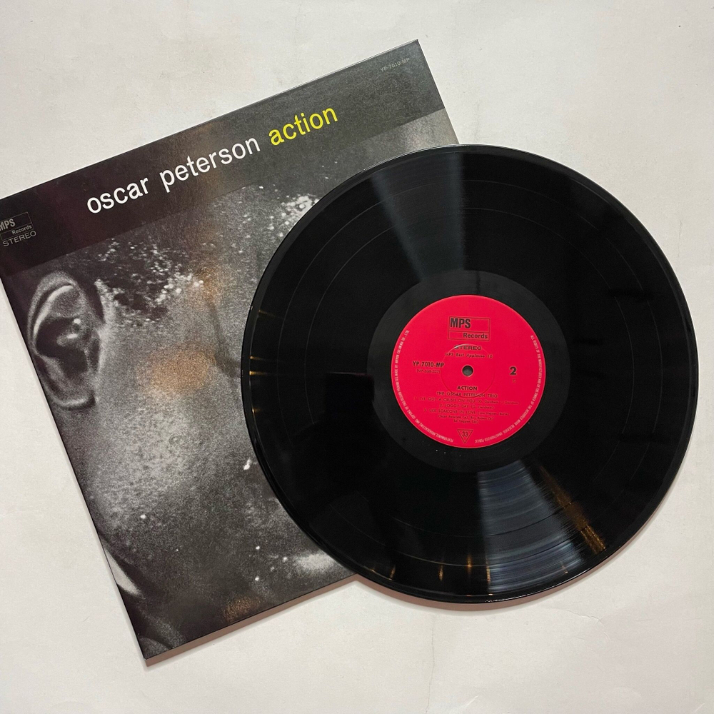 Винтажная виниловая пластинка LP Oscar Peterson Action (Japan 1977)(No Obi)