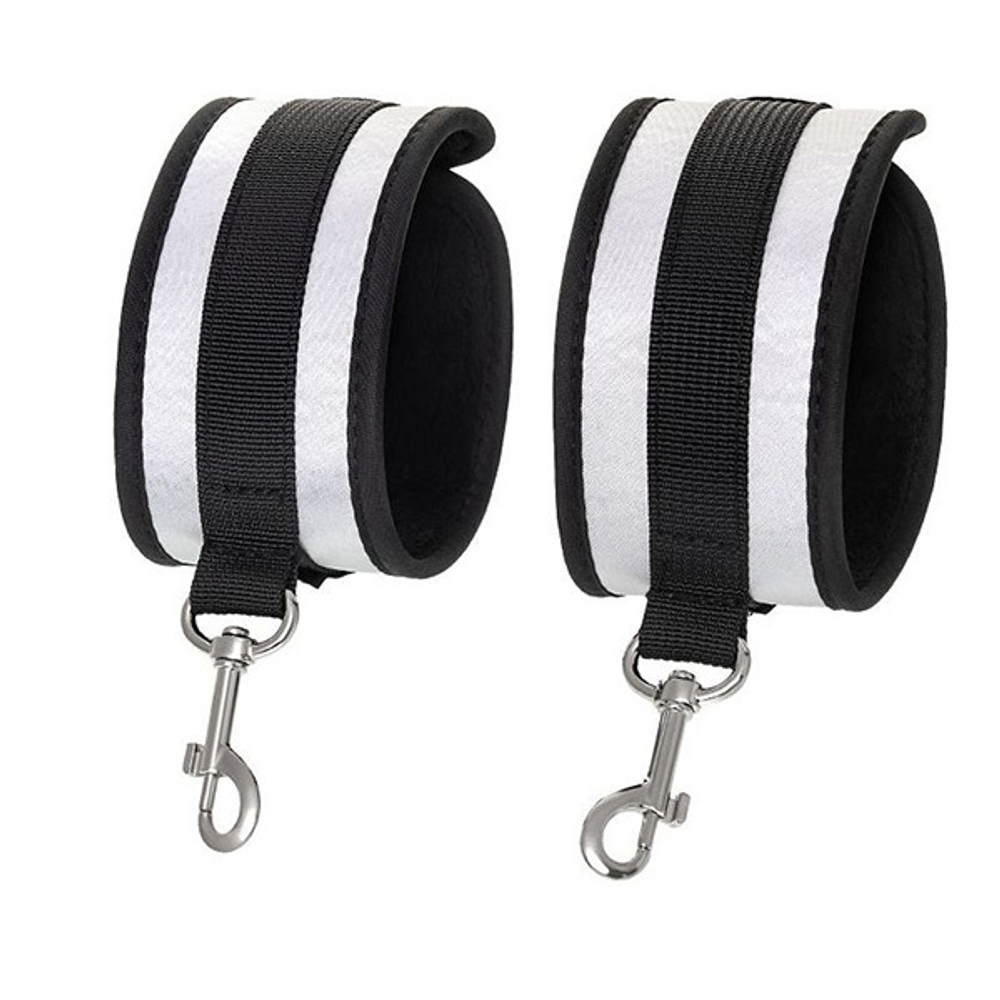 Серебристо-черные наручники ToyFa Anonymo 310107