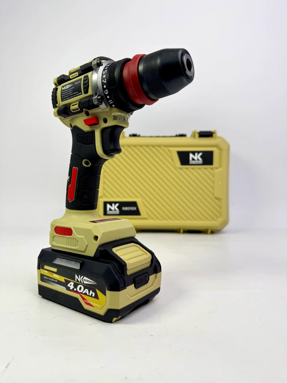 Дрель-шуруповерт, 21 В, 80 Нм, 2 АКБ