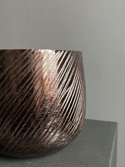 Ваза "Smoke bright" (металл), D17,5xH15 см