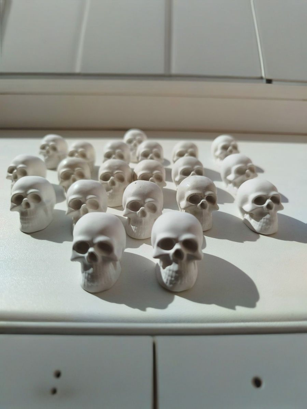 Череп декоративный
