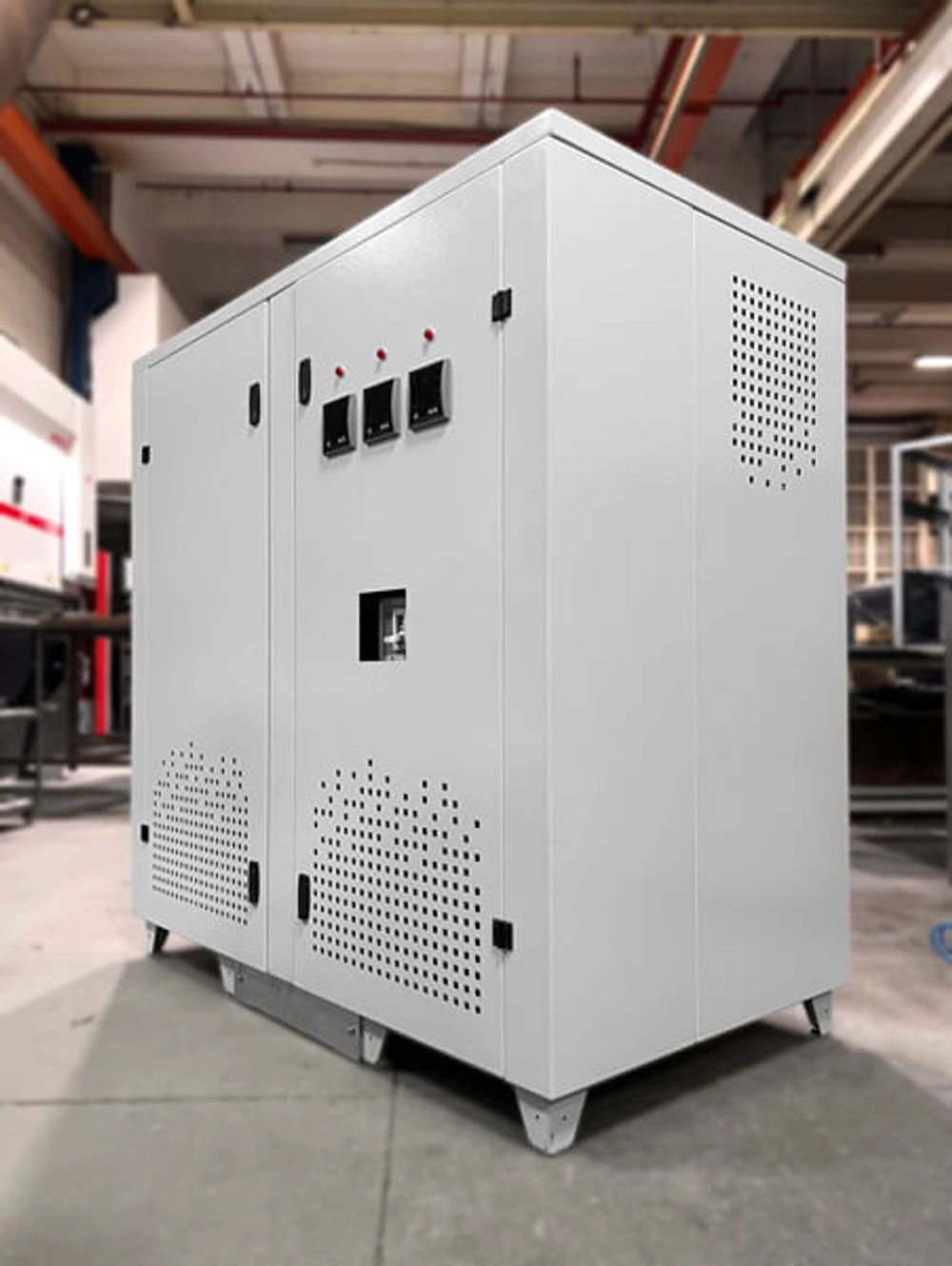 Трехфазный стабилизатор напряжения Helios Y 200-15, 200000 ВА