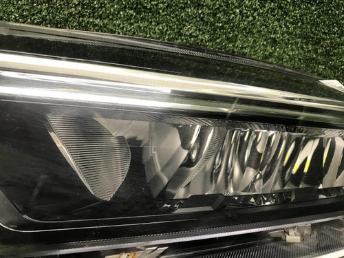 Фара левая Lada Vesta (2022-н.в.) LED
