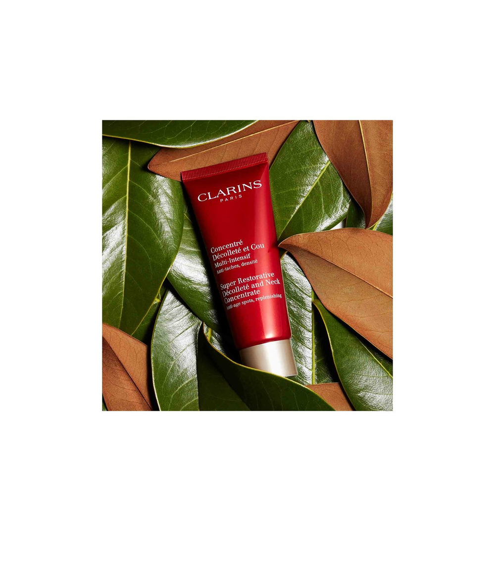 Clarins Super Restorative Decollete and Neck Concentrate - укрепляющий крем против морщин для шеи и зоны декольте /   75  ml  / GTIN 3666057034145