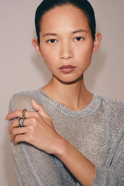 ZARA НАБОР ИЗ ТРЕХ МЕТАЛЛИЧЕСКИХ КОЛЕЦ СО СТРАЗАМИ, ЗОЛОТИСТЫЙ