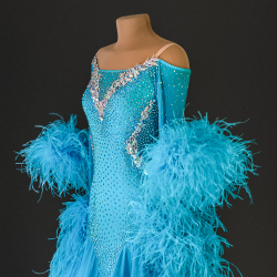 платье для танцев молодежь