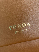 Сумка Prada
