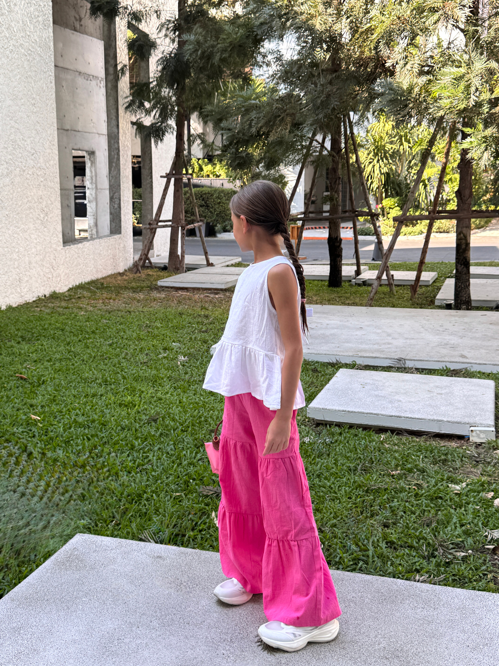 Костюм из льна: топ с баской и брюки палаццо «Фламинго»