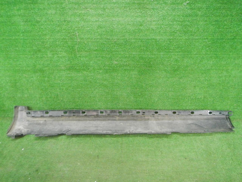 Накладка порога правая Audi A8 D3 (2002-2010)