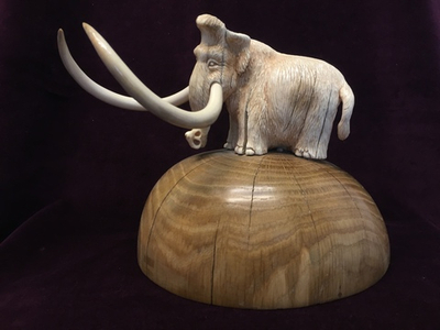 Скульптурная композиция "Арктика", фигура мамонта