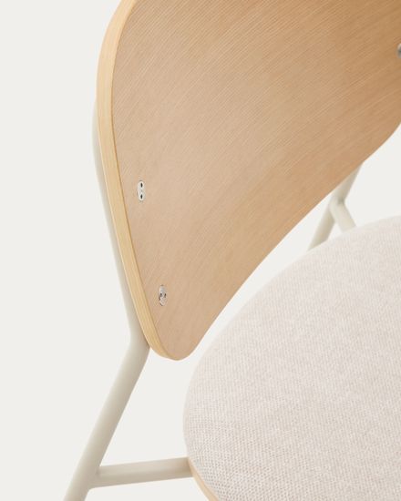 Стул Meli с сиденьем из бежевого шенилла и бежевыми металлическими ножками Испании La Forma