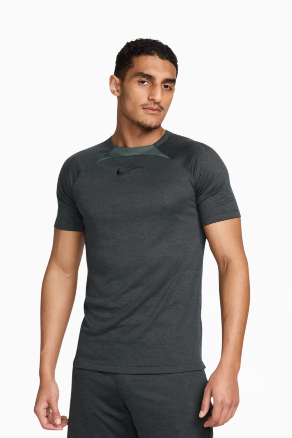 Футболка Nike Dri-FIT Academy