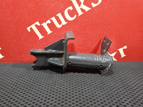 Кронштейн усилителя бампера левый 2022г.