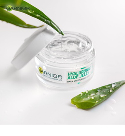 Garnier Skin Naturals Hyaluronic Aloe Jelly - увлажняющий дневной крем с гелевой текстурой /   50  ml  / GTIN 3600542232036