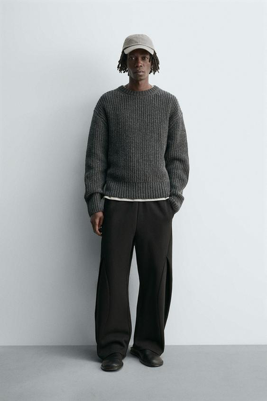 ZARA БРЮКИ BALLOON FIT ИЗ НЕОПРЕНОВОЙ ТКАНИ СО СКЛАДКАМИ, ЧЕРНЫЙ