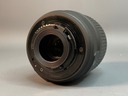 Nikon D3200 kit 18-55mm 3.5-5.6G VR 1.500 кадров