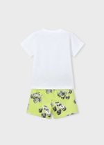 футболка с шортами