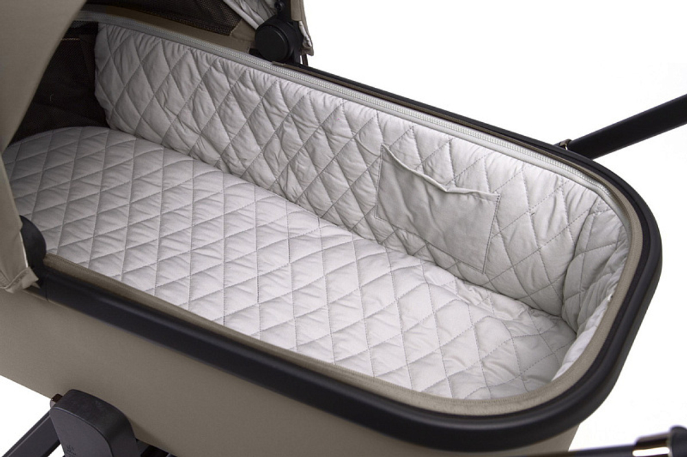 Детская коляска Peppy Monaco 3 в 1 с автокреслом Verona Beige Sandstone (песочный), рама черная