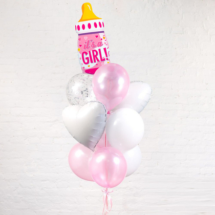Композиция из шаров на выписку девочке
