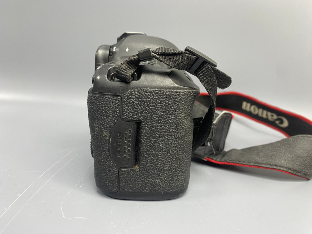 Canon EOS 5D Mark III 60.000 кадров