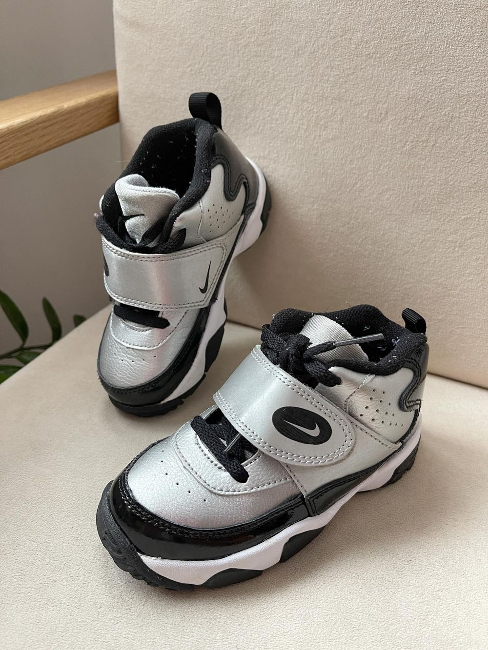 Кроссовки Nike