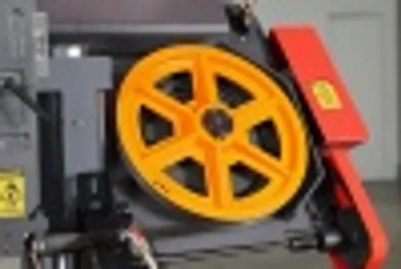 Автоматический ленточнопильный станок SVC-33NC-ML, SMTG