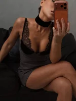 Платье в длине мини с бархатным бюстье, Серое