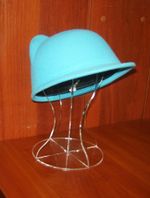 Подставка под шапку, шляпу