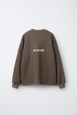 ZARA ЛОНГСЛИВ С ПРИНТОМ «ЦИФРЫ», СЕРОВАТО-КОРИЧНЕВЫЙ