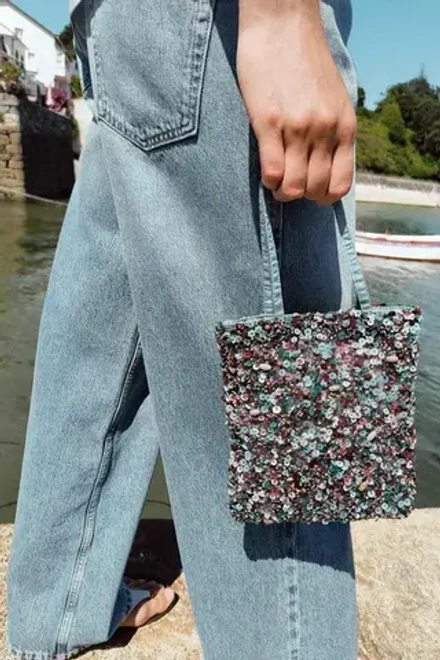 ZARA МИНИАТЮРНАЯ СУМКА-МЕШОК С БИСЕРОМ, СИНИЙ