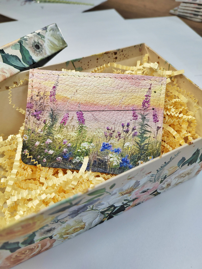 Картхолдер под несколько карт "Запах лета"