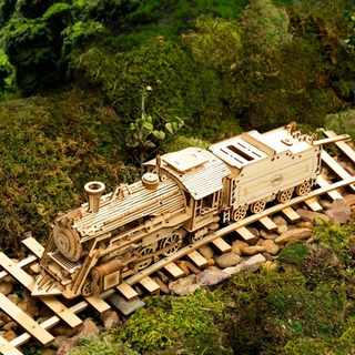 Сборная деревянная модель Паровой поезд экспресс с тендером (ROKR)