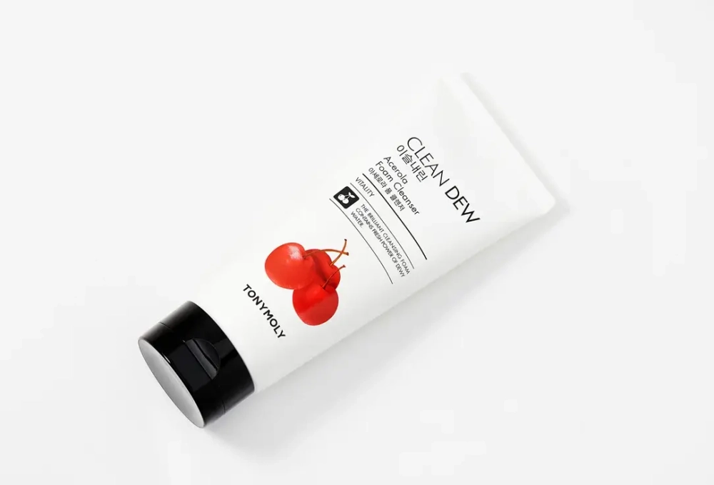 Tony Moly Пенка для умывания с экстрактом ацеролы Clean Dew Acerola Foam Cleanser