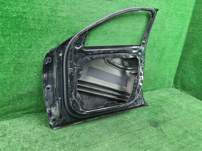 Дверь передняя правая Mercedes E W213 (2016-2023)