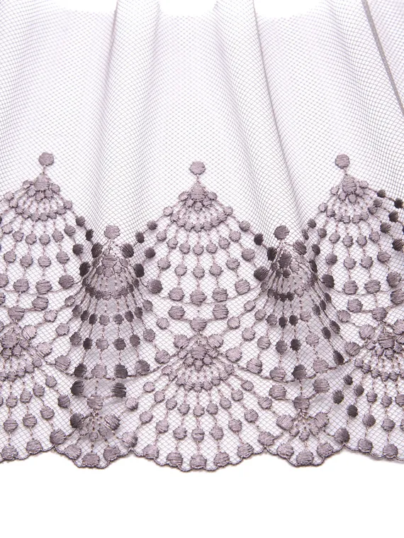 05-148 Вышивка на неэл. сетке 19 см, кофе