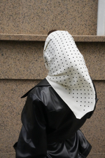 Платок шелк горошки