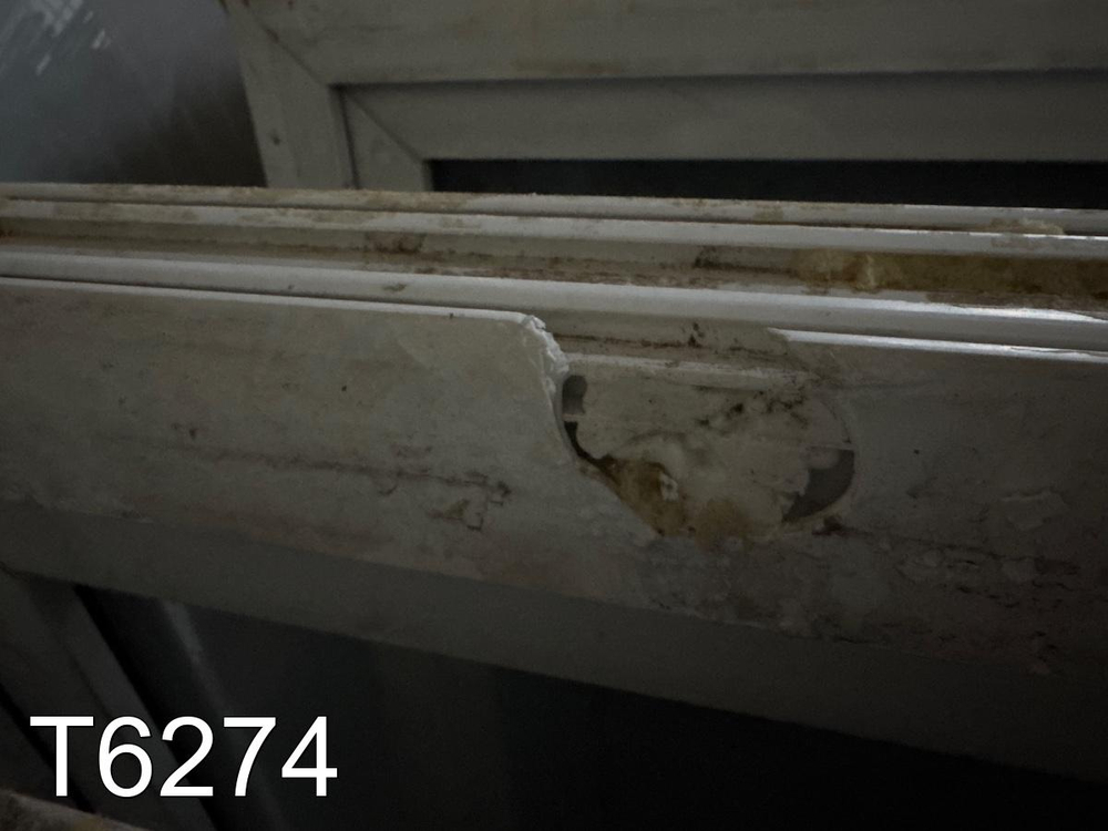 Окно Пластиковое Б/У 1430(в) x 1700(ш)