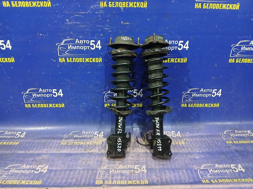 Стойка передняя правая MAZDA DEMIO 1996-2002