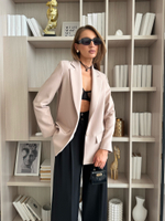 Пиджак одноборный в бежевом цвете