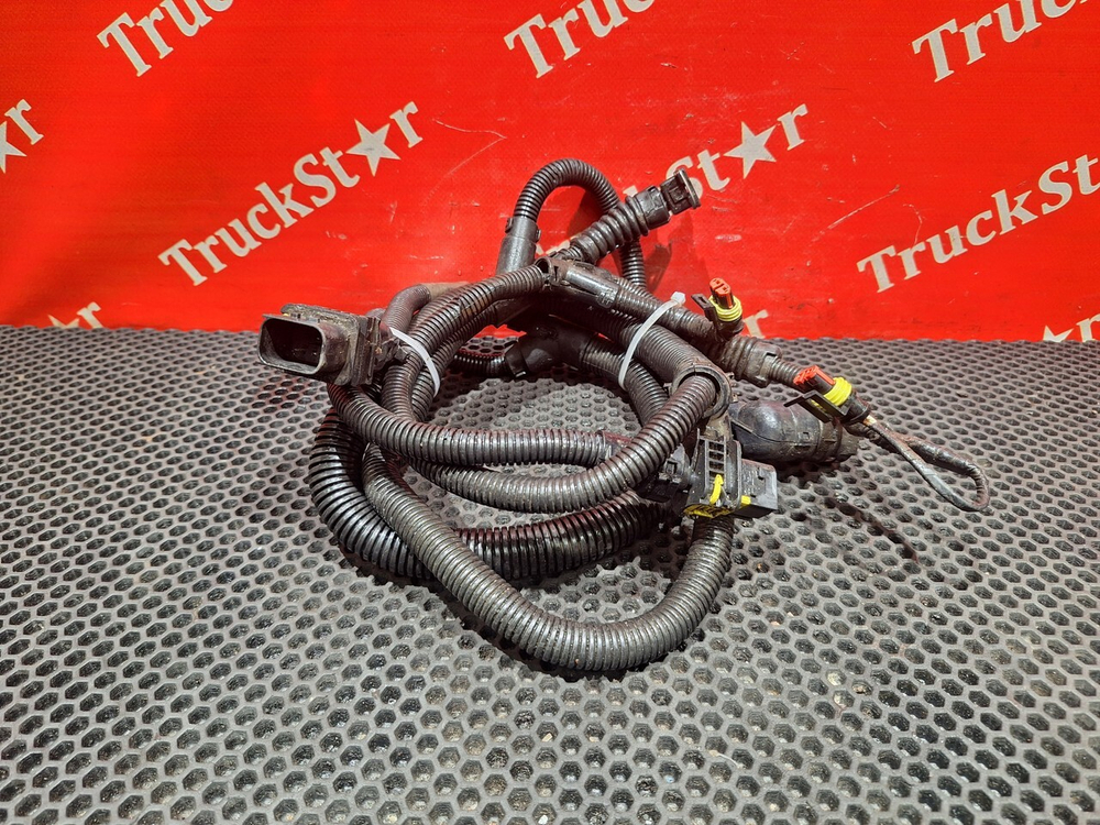 Проводка фары левой