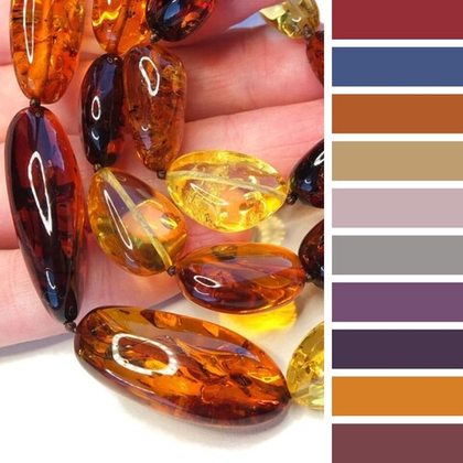 Эффектные бусы из янтаря нескольких оттенков