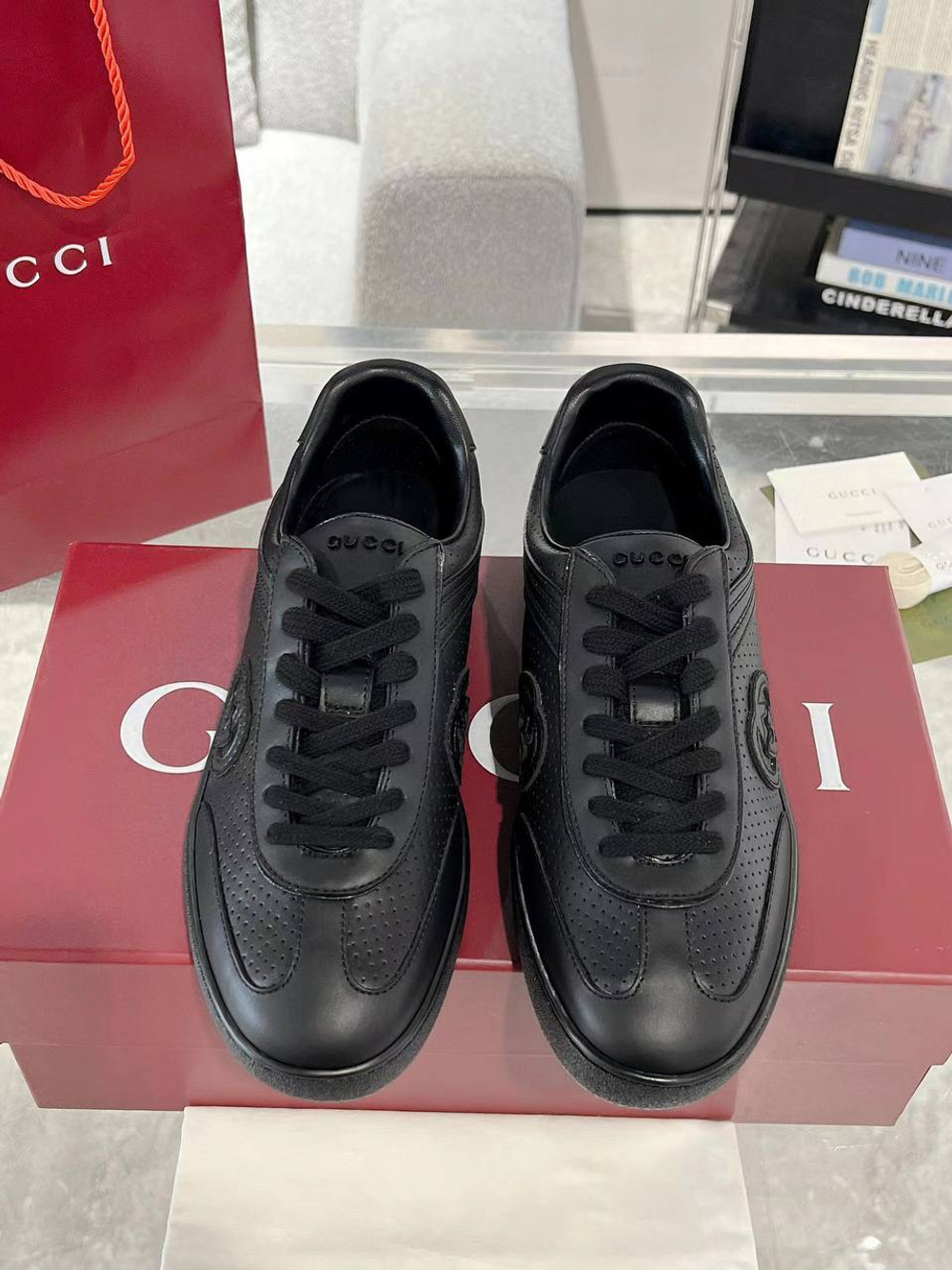 Мужские кроссовки Gucci G75 из кожи черного цвета