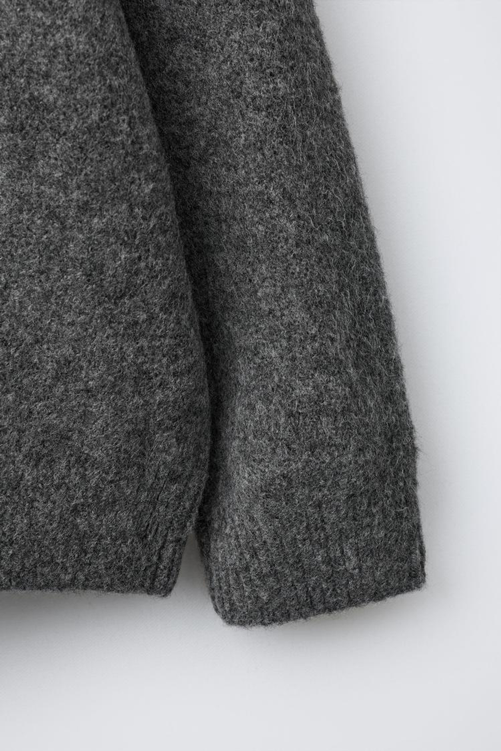 ZARA ДЖЕМПЕР ВЯЗАНЫЙ MICKEY MOUSE © DISNEY, АНТРАЦИТОВО-СЕРЫЙ