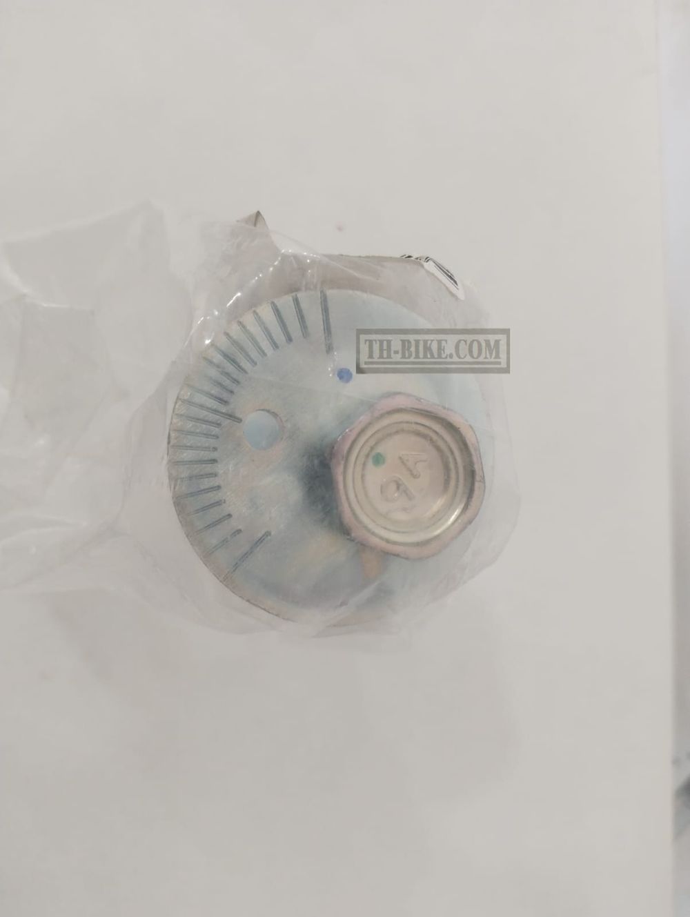 GM 97947312. BOLT-SCREW-FRT LWR CON