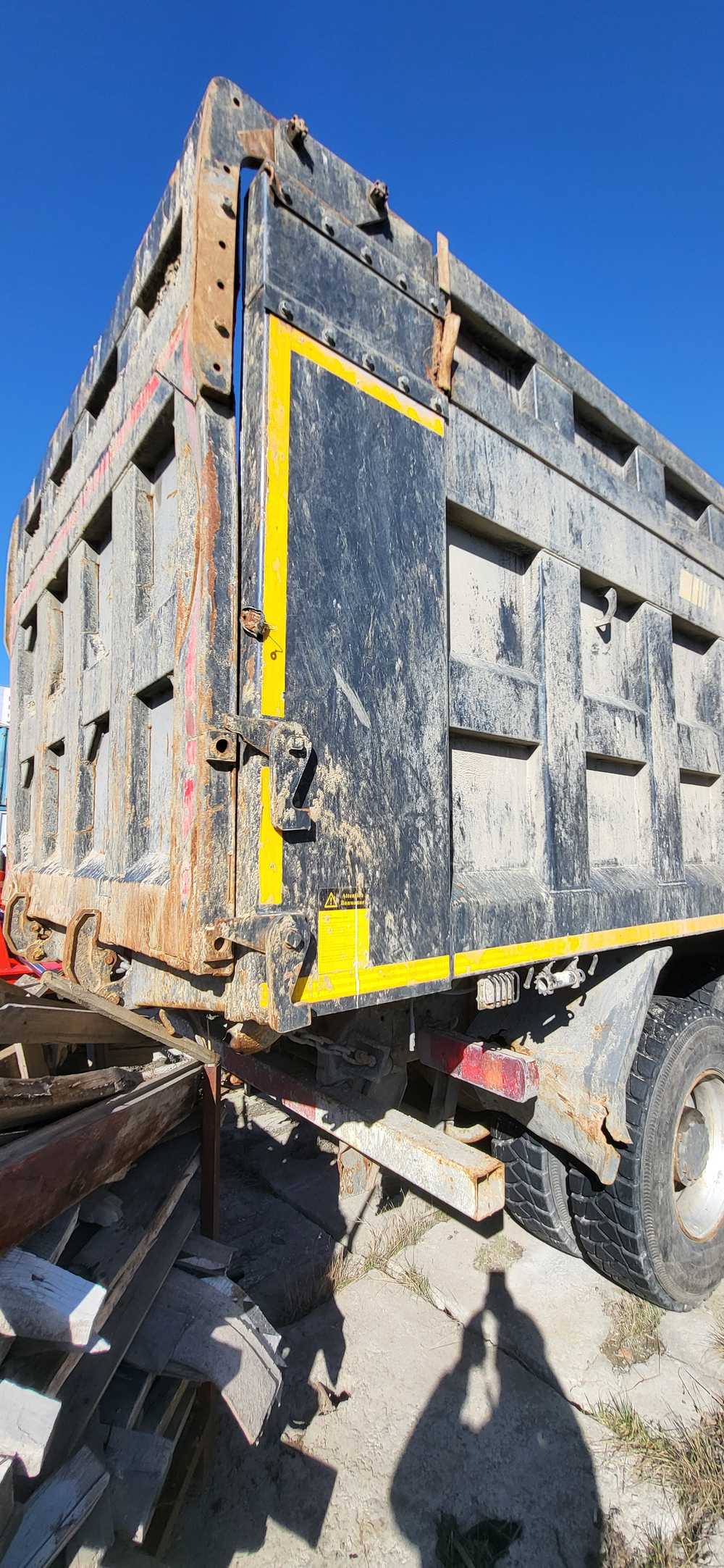 Howo ZZ* 8x4 Самосвал ZZ3407S3867E (Дизель, 9,7 л, 373 л.с, МТ)
