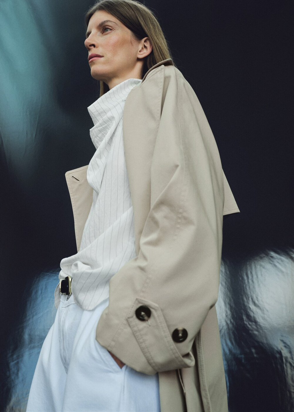 Блузка в полоску с платком