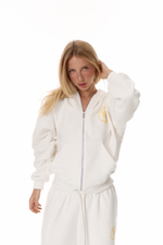 ESME HUDI BASE AND MINI CLUB 2026