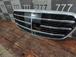 Решетка радиатора Mercedes S-Class (W223) 20-нв Б/У Оригинал A22388041009040