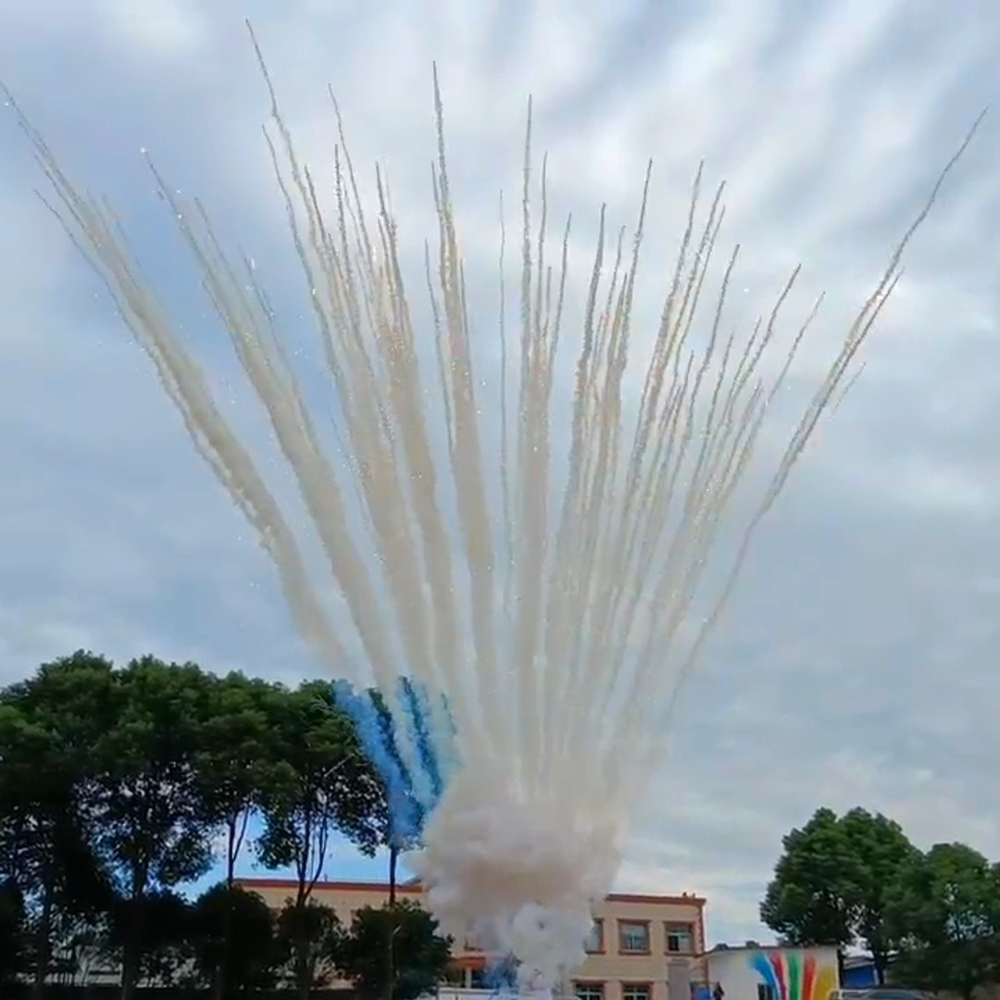 БСП3210012 Дневная веерная профессиональная батарея салютов "PIROFF Fireworks" (1,25" х 100 залпов)
